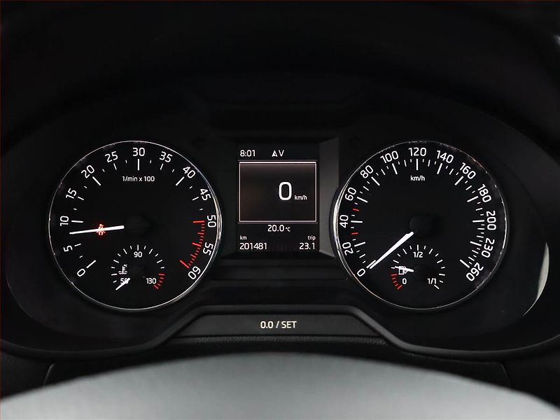 Škoda Octavia (2014) Greenline 1.6 TDI, Serv.kniha - fotka 8 z 15