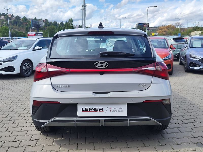 Hyundai i20 1.2i/58kW Wave - fotka 6 z 29