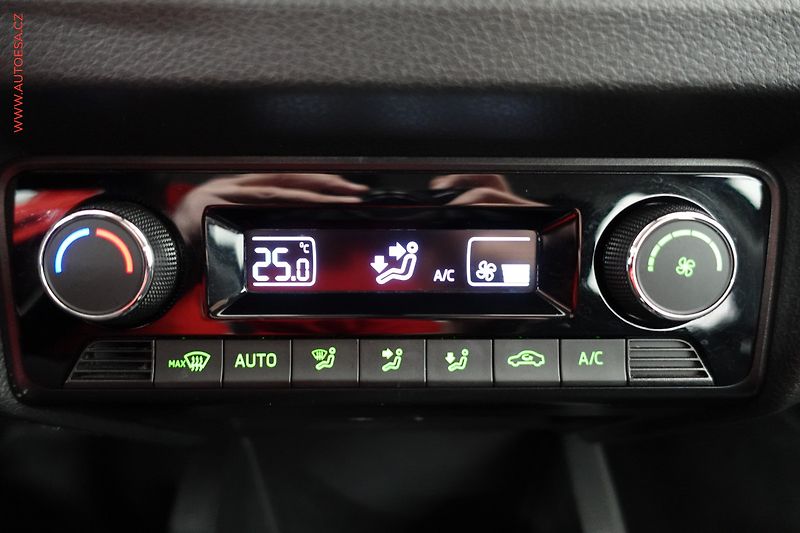 Škoda Fabia (2017) 1.4 TDi, 2.maj,ČR, Style - fotka 17 z 23