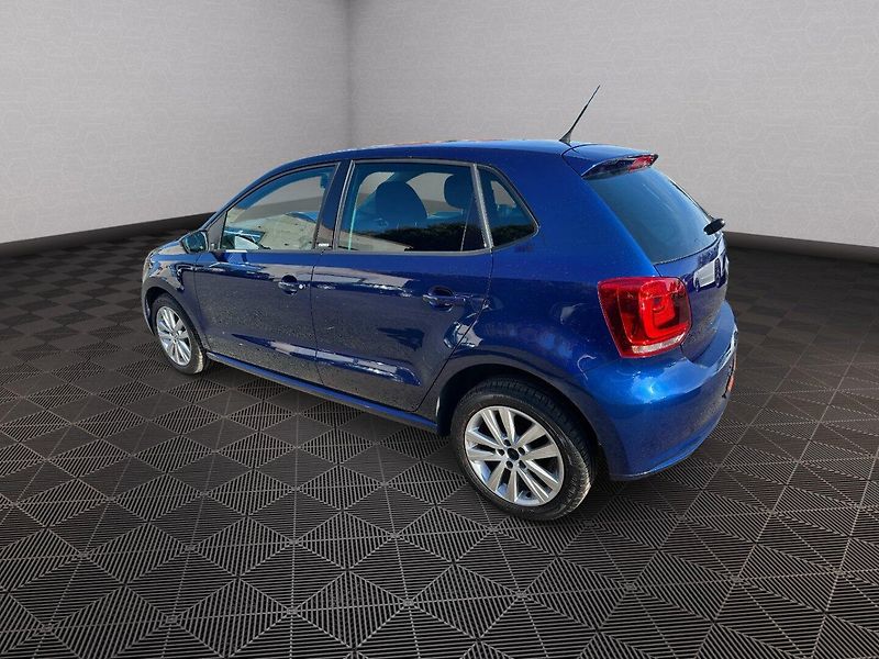 Volkswagen Polo (2012) 1,4 16v Style - fotka 4 z 28