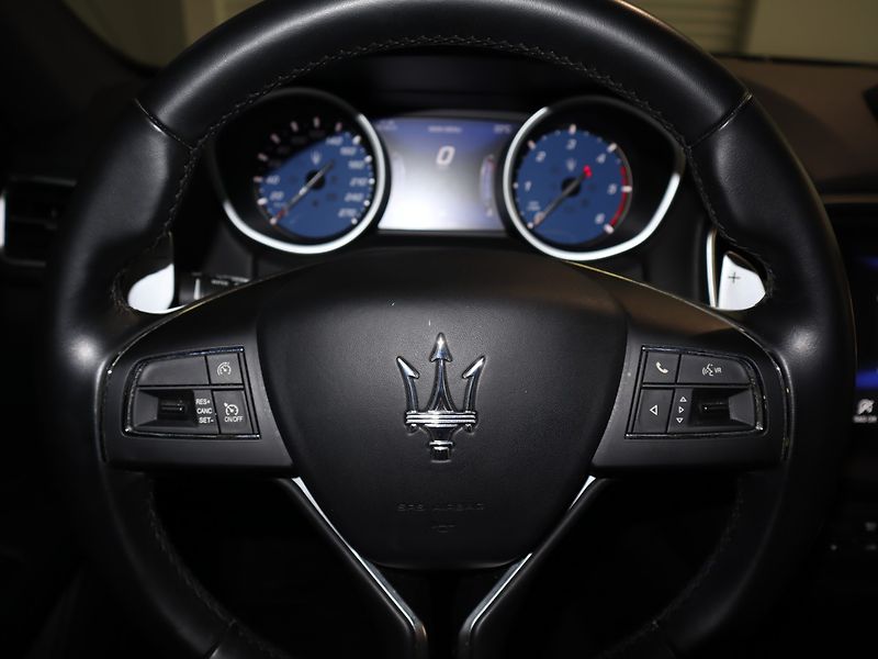 Maserati Ghibli 3.0 V6 202 kW - fotka 20 z 24
