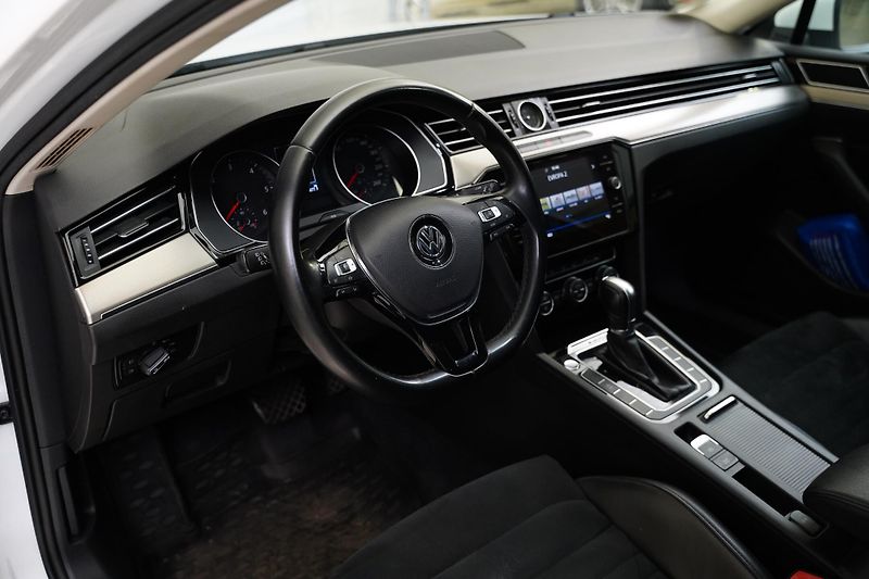 Volkswagen Passat - fotka 6 z 6