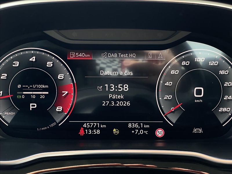 Audi Q3 1,5 35 TFSI S tronic S line LE - fotka 10 z 24