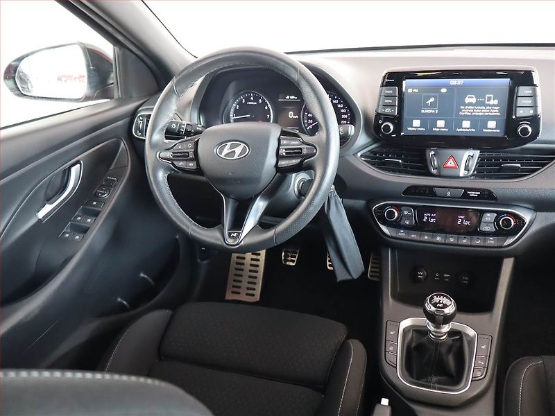 Hyundai i30 (2019) N-Line 1.4 T-GDI, Serv.kniha - fotka 7 z 19