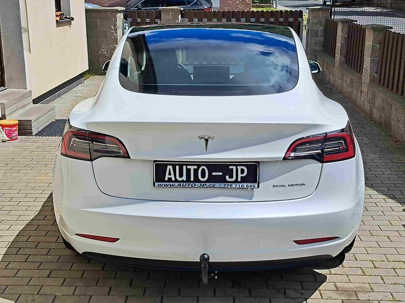 Tesla Model 3 AWD Long Range SOH-92% - fotka 4 z 17