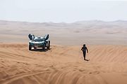 Účastníci Rallye Dakar zdolávají obrovské duny