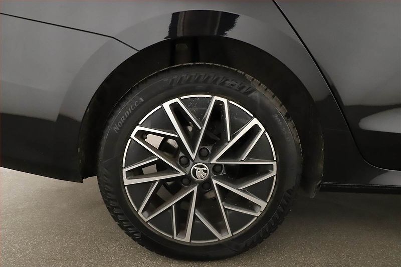 Škoda Octavia (2024) Top Selection 2.0 TDI - fotka 12 z 17