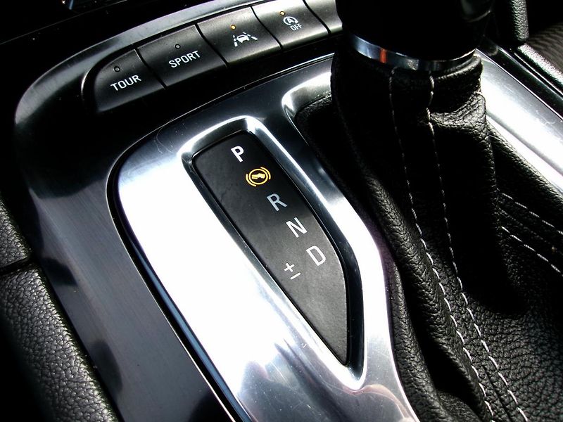 Opel Insignia ST 2.0 Turbo 191kW 4x4 automat - fotka 24 z 43