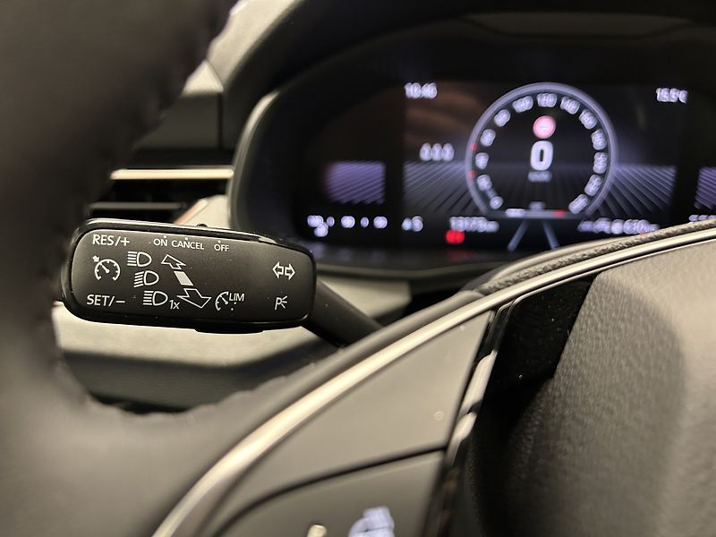 Škoda Scala 1.0 TSI Selection - fotka 11 z 25