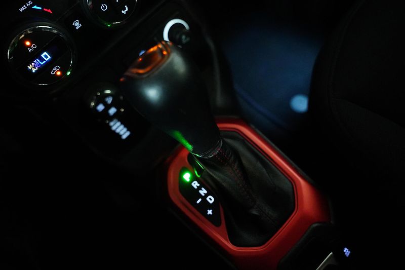 Jeep Renegade - fotka 24 z 27