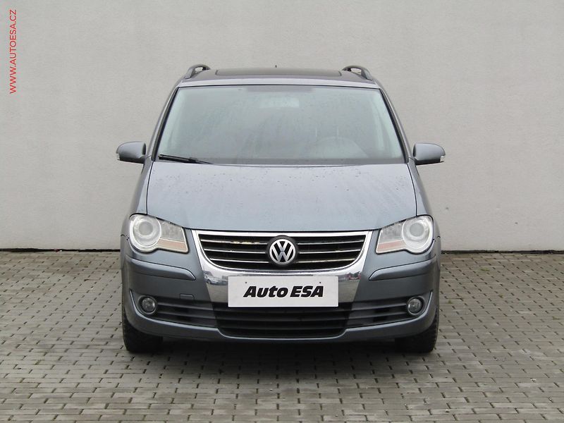 Volkswagen Touran (2006) 1.4TSi, autoAC, temp - fotka 2 z 15