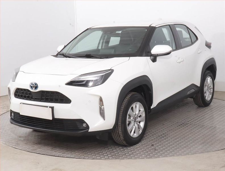 Toyota Yaris Cross (2022) Executive 1.5 VVT-iE - fotka 2 z 16