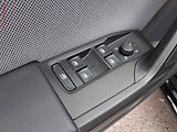 Seat Leon (2021) 2.0 TDi, Style, DSG, +kola - náhled 13
