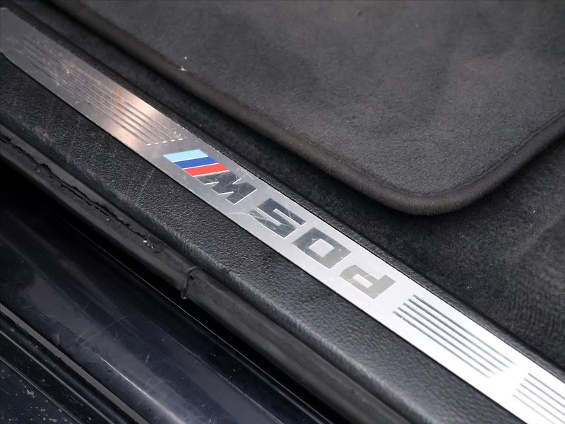 BMW X5 3.0 280kW M50da xD CZ DPH - fotka 18 z 38