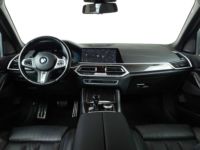 BMW X5 xDrive40i - fotka 12 z 23