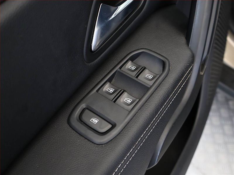 Dacia Duster (2018) 1.2 TCe, 4X4, ČR,1.maj - fotka 16 z 16