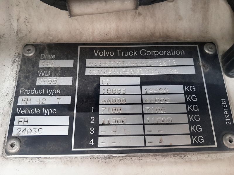 Volvo FH 500 LowDeck - fotka 32 z 39