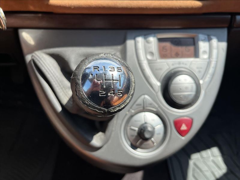 Lancia Phedra 2,0 JTD KLIMA TAŽNÉ STK 7/2028 - fotka 21 z 34