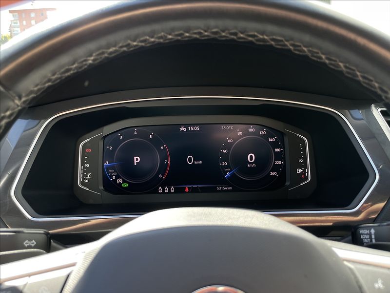 Volkswagen Tiguan Allspace 1,5 TSI DSG Elegance MatrixLED - fotka 9 z 23