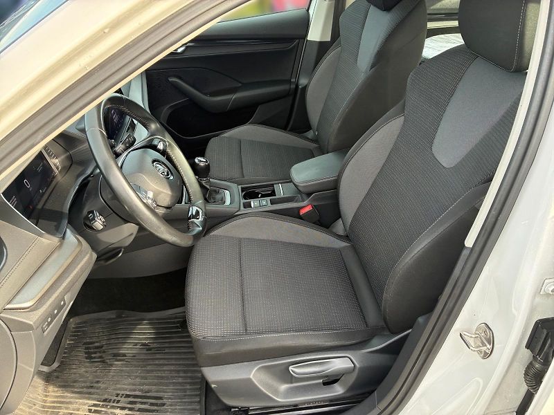 Škoda Octavia (2023) AMBITION 2.0TDI 110kW CZ DPH - fotka 7 z 11