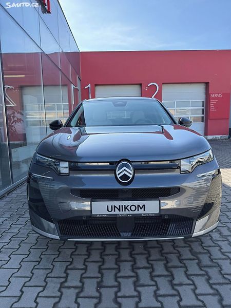 Citroën C5 Aircross MAX Plug-in Hybrid - fotka 2 z 12