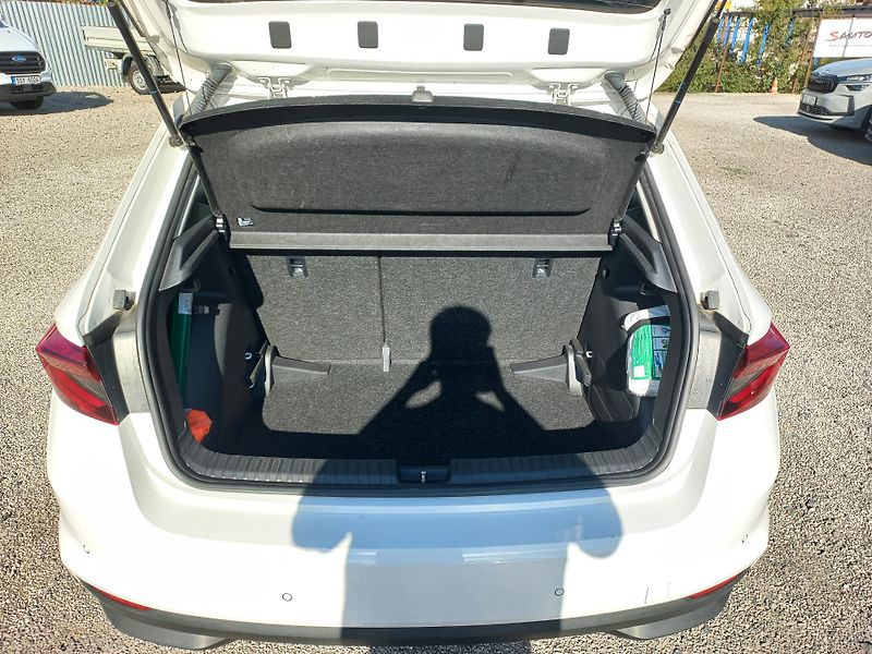 Škoda Fabia (2023) 1.0TSi 81kW DSG ČR DPH - fotka 12 z 20