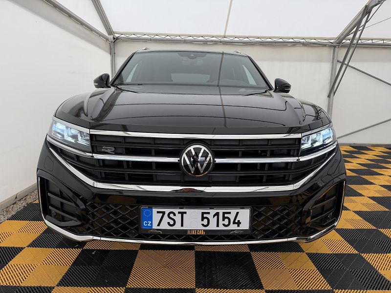 Volkswagen Touareg 3.0Tdi*1-MAJ*DPH*HUD*R-LINE* - fotka 3 z 45