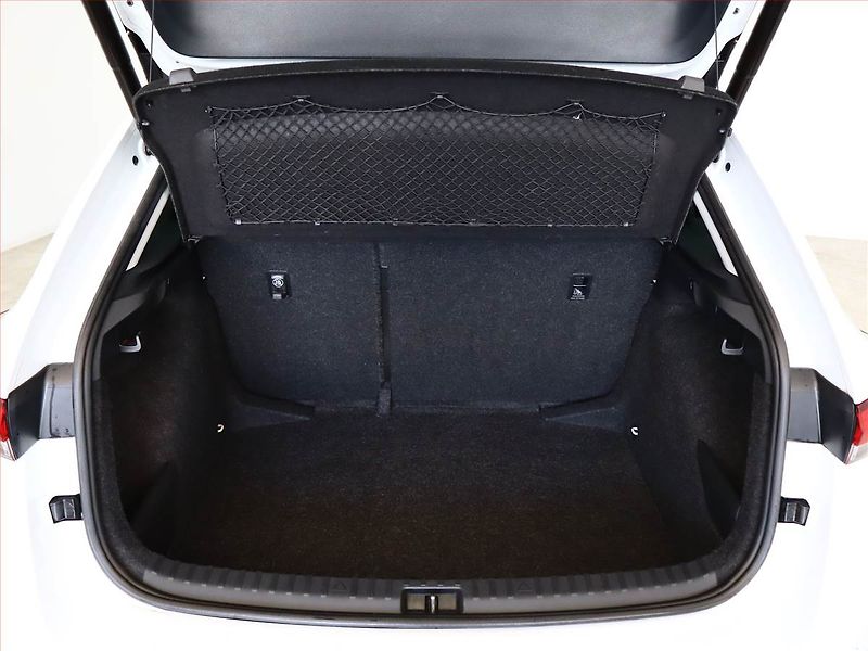 Škoda Scala (2019) 1.6 TDI, Automat, Tempomat - fotka 12 z 19
