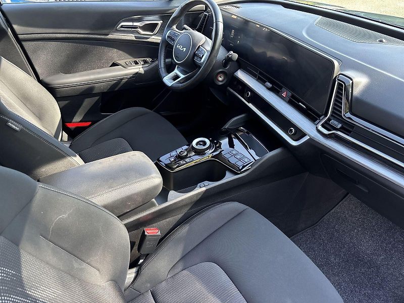 Kia Sportage (2024) 1.6 T-GDI MHEV 4x4 AT Exclusiv - fotka 9 z 28