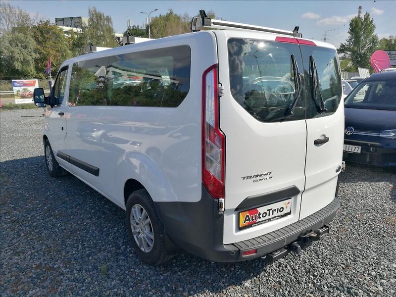 Ford Transit Custom 2,0 TDCi 8 míst - fotka 6 z 24