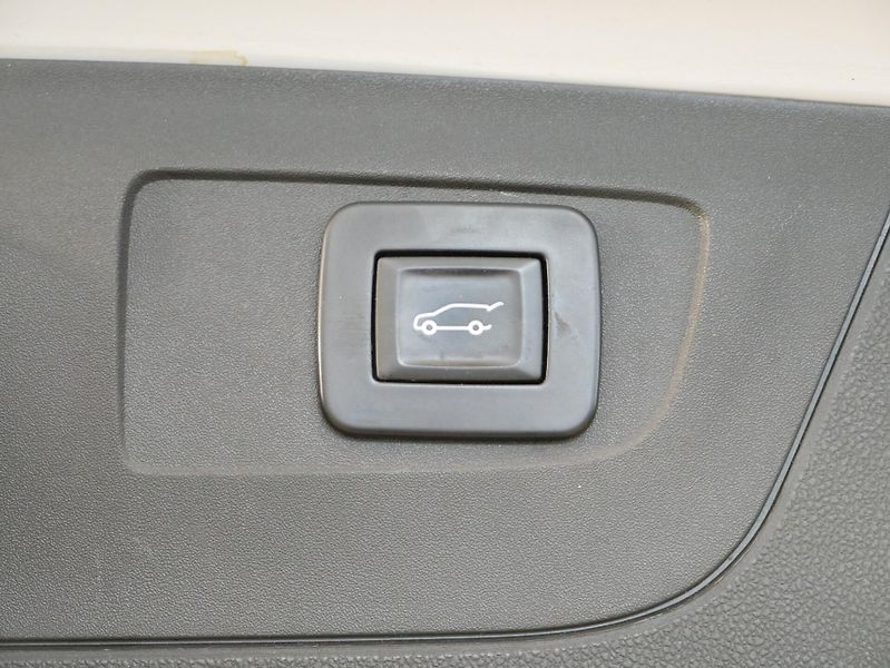 Opel Insignia - fotka 27 z 27