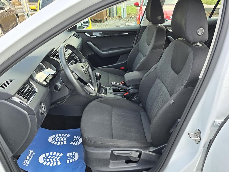 Škoda Octavia 2.0TDI 110KW STYLE FULL LED ČR - fotka 9 z 33