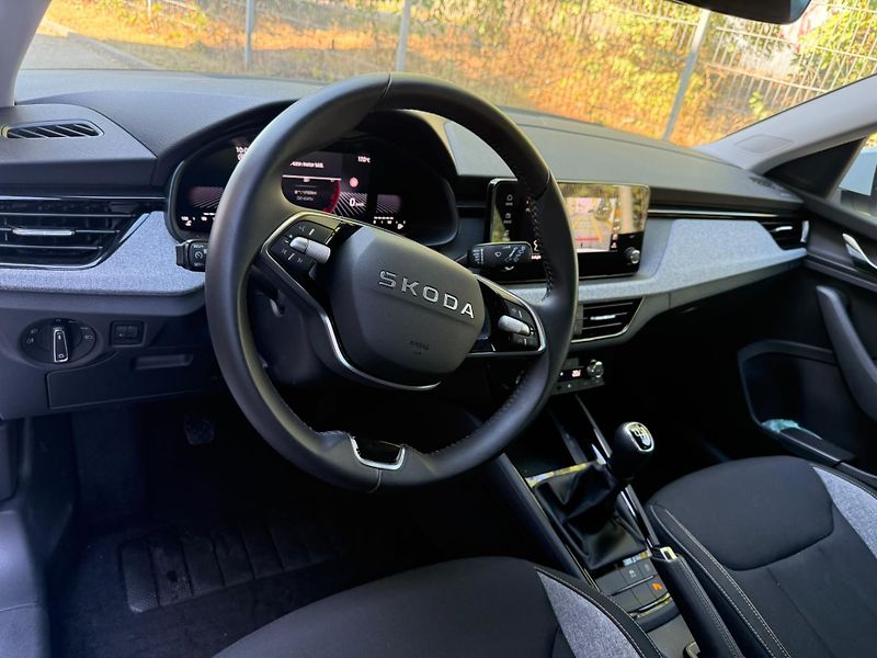 Škoda Scala Selection 1.0 TSI 85kW - fotka 11 z 25