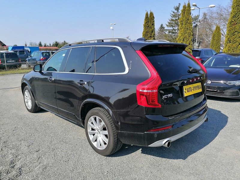 Volvo XC90 (2015) D5 AWD 7-míst Bowers & Wilkins - fotka 5 z 33
