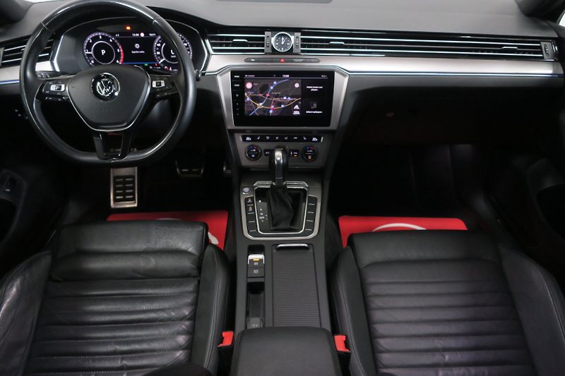 Volkswagen Passat Variant (2017) 2.0 TDI 176kW 4M. DSG Alltrack - fotka 12 z 50