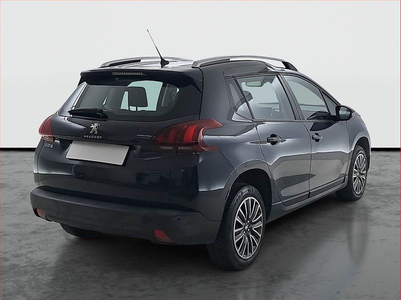 Peugeot 2008 (2019) 1.2 PureTech, Serv.kniha - fotka 5 z 16