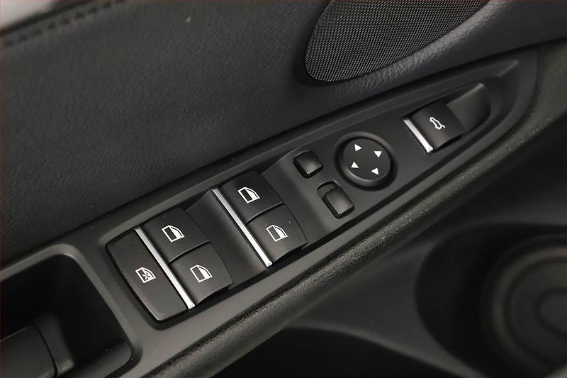 BMW X5 (2014) xDrive25d - fotka 10 z 18