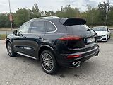 Porsche Cayenne (2016) Porsche Cayenne 2016 - náhled 4