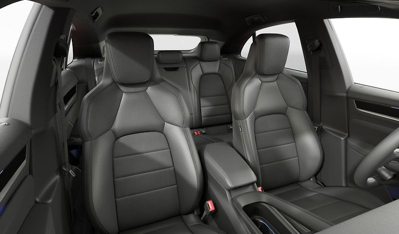Porsche Macan (2025) 4 - fotka 5 z 5
