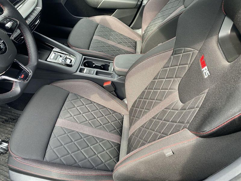 Škoda Octavia (2023) 2.0 TDI 4x4 DSG RS - fotka 6 z 44