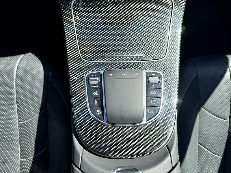 Mercedes-Benz CLS (2023) 53 AMG 4MATIC+ kupé - fotka 36 z 56