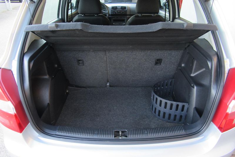 Škoda Fabia 1.6 TDI KLIMA - fotka 16 z 18