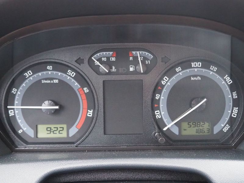Škoda Fabia (2007) 1.4i, 1. Maj ČR - fotka 21 z 36