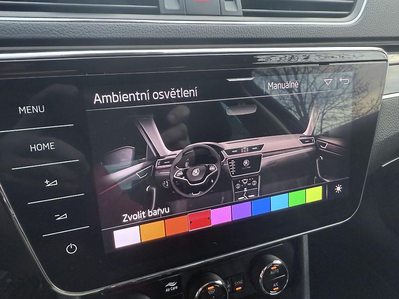 Škoda Superb (2023) 2,0tdi 147kw L&K 4x4 DSG - fotka 73 z 80