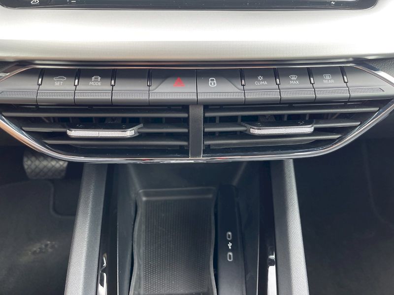 Škoda Octavia (2023) 2.0 TDI 110kW DSG Style Plus c - fotka 13 z 33