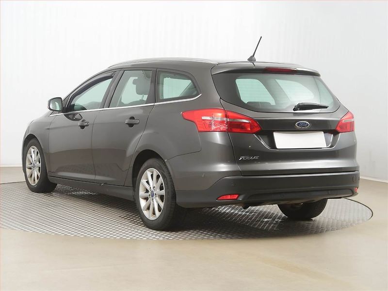 Ford Focus (2017) 1.5 TDCi - fotka 4 z 15