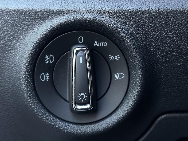 Škoda Scala 1.0TSi DSG Monte Carlo 116PS M - fotka 15 z 34