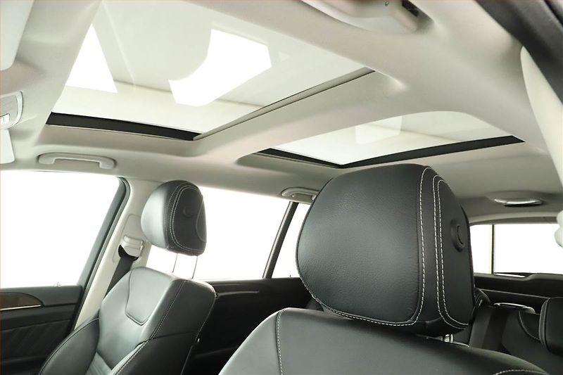 Mercedes-Benz GLS (2018) 350 d 4MATIC - fotka 14 z 22
