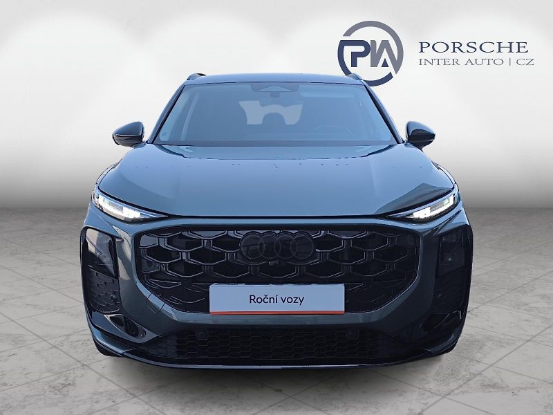 Audi Q3 1.5TFSi 110kW - fotka 3 z 24