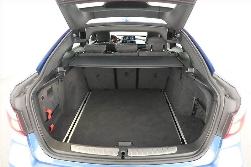 BMW Řada 3 (2016) 320d xDrive GT, 4X4, Automat - fotka 19 z 20